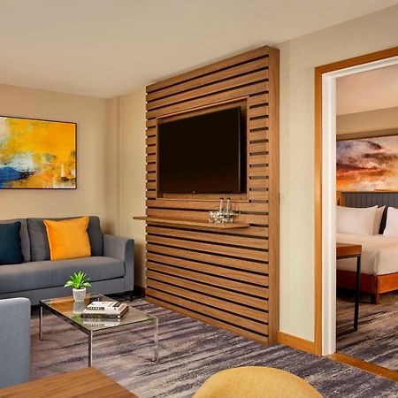 Doubletree By Hilton Lincoln Hotell Eksteriør bilde