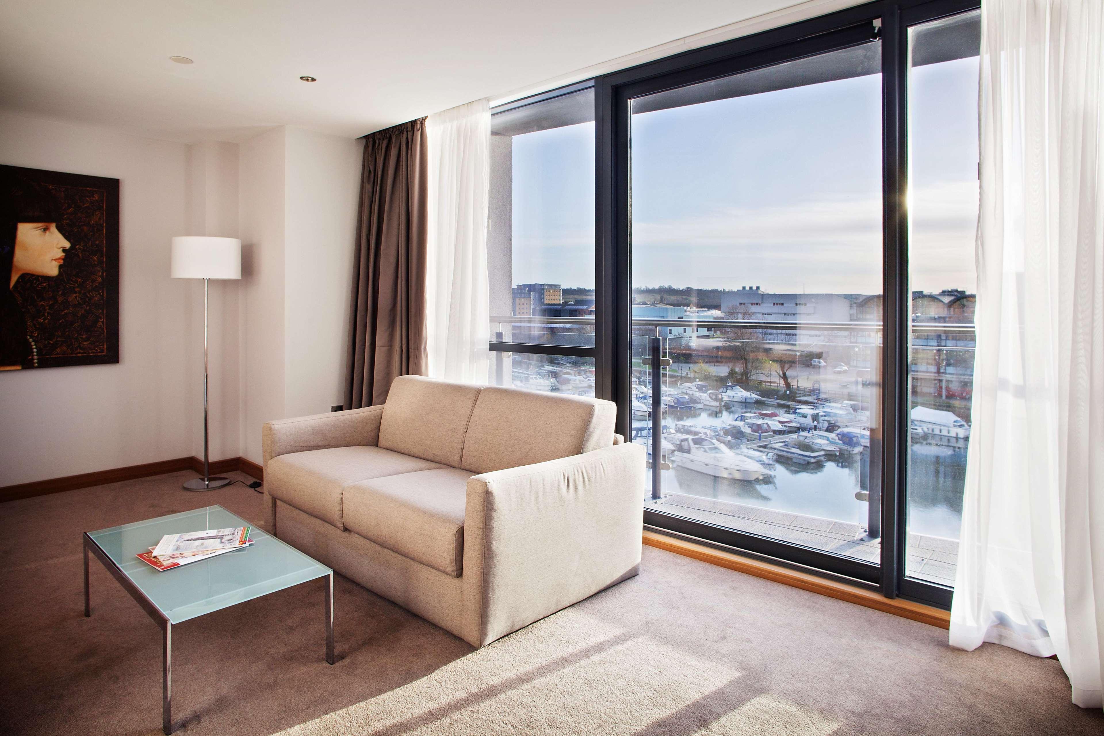 Doubletree By Hilton Lincoln Hotell Eksteriør bilde