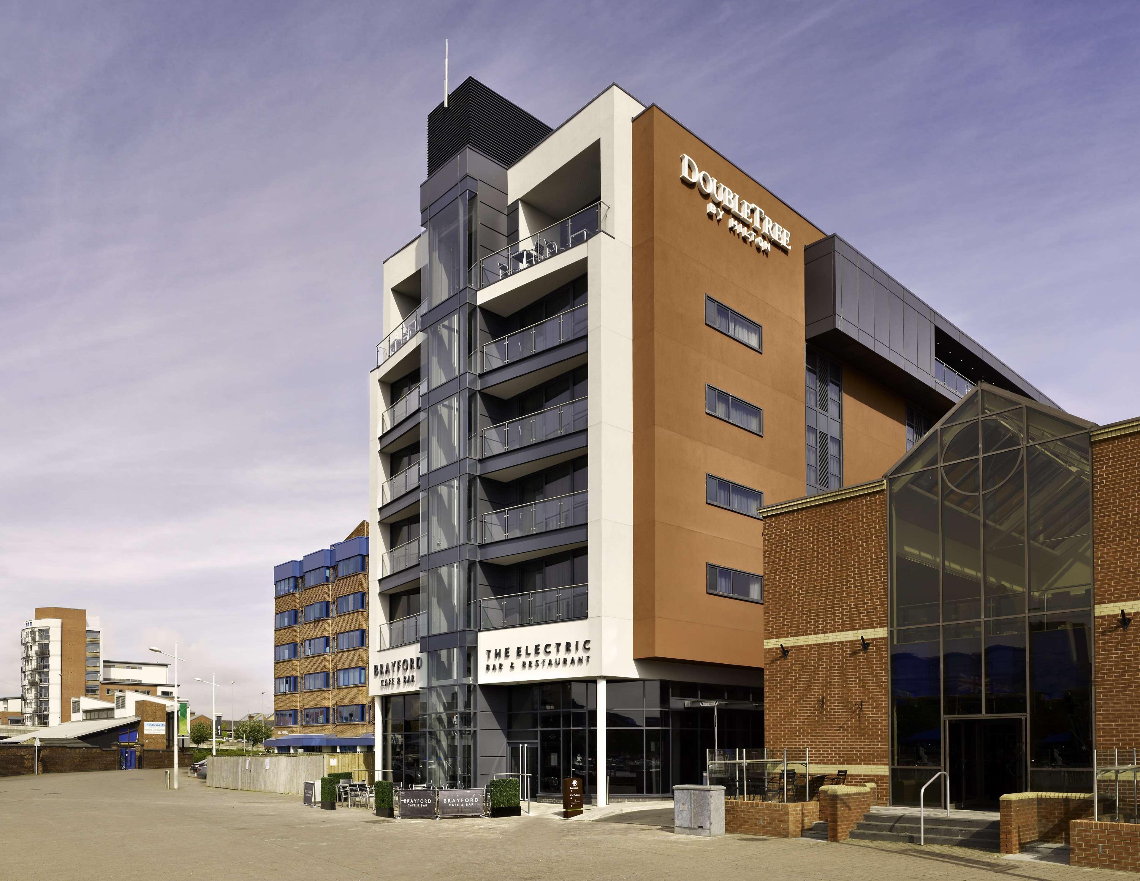 Doubletree By Hilton Lincoln Hotell Eksteriør bilde