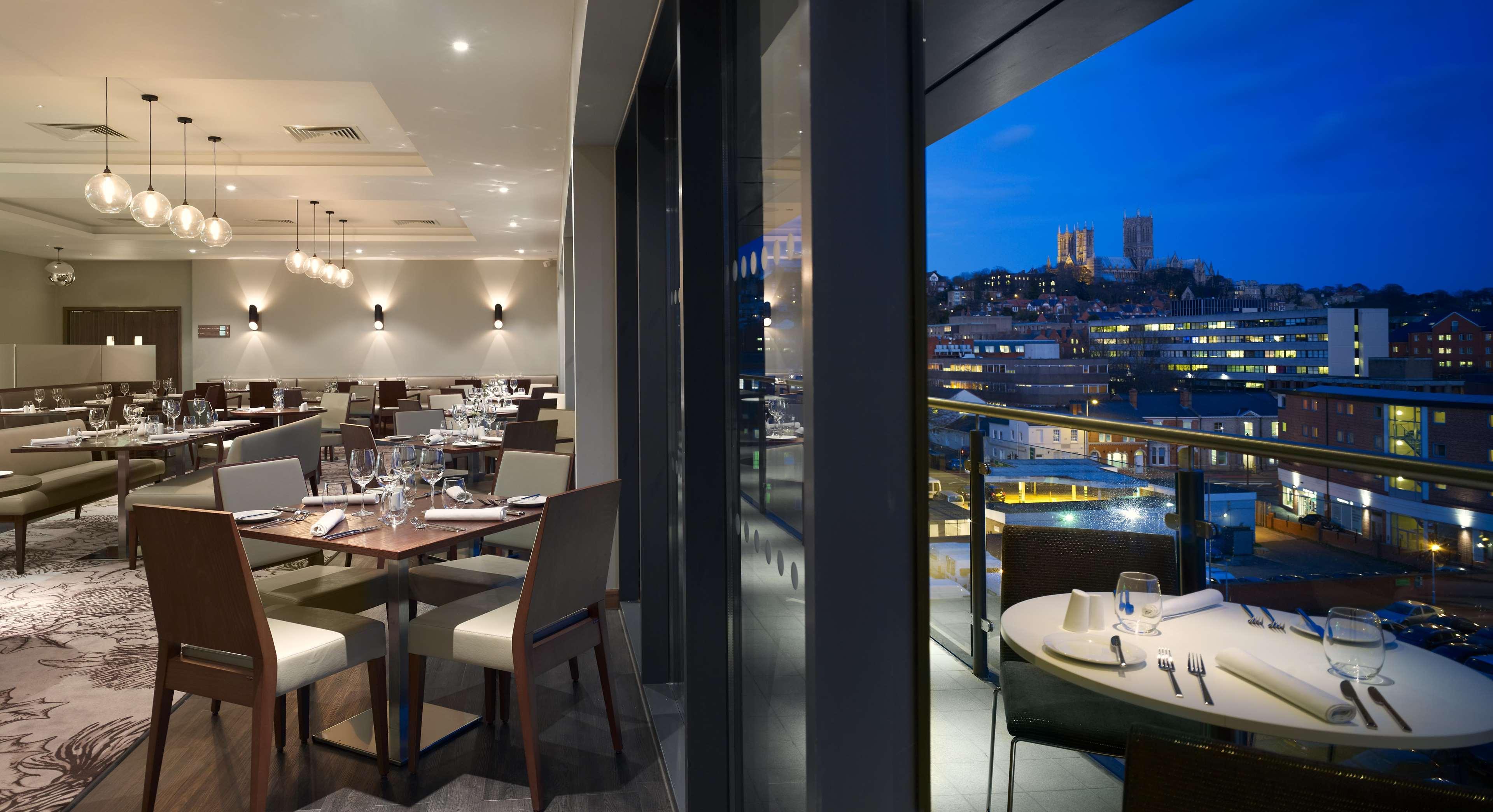 Doubletree By Hilton Lincoln Hotell Restaurant bilde