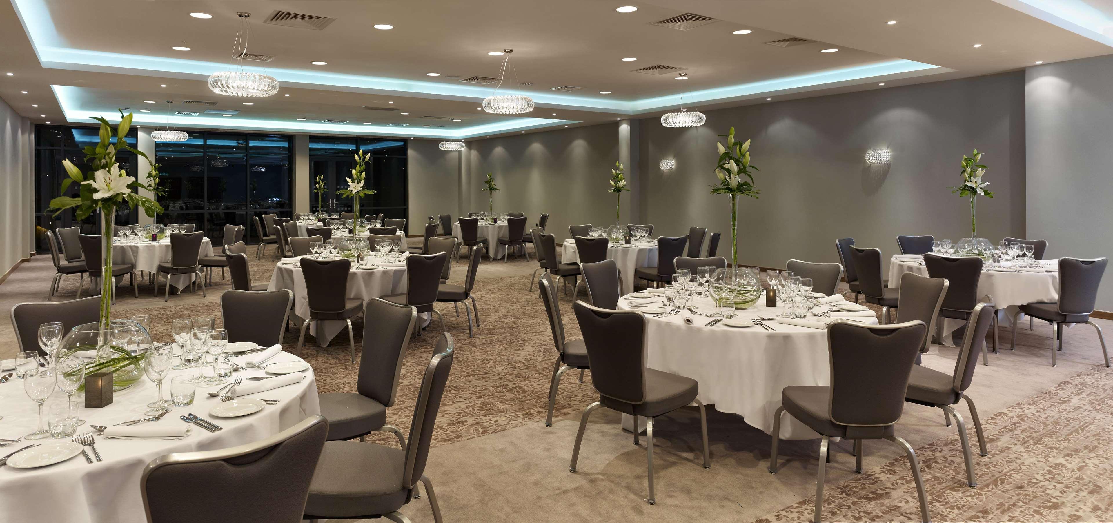 Doubletree By Hilton Lincoln Hotell Restaurant bilde