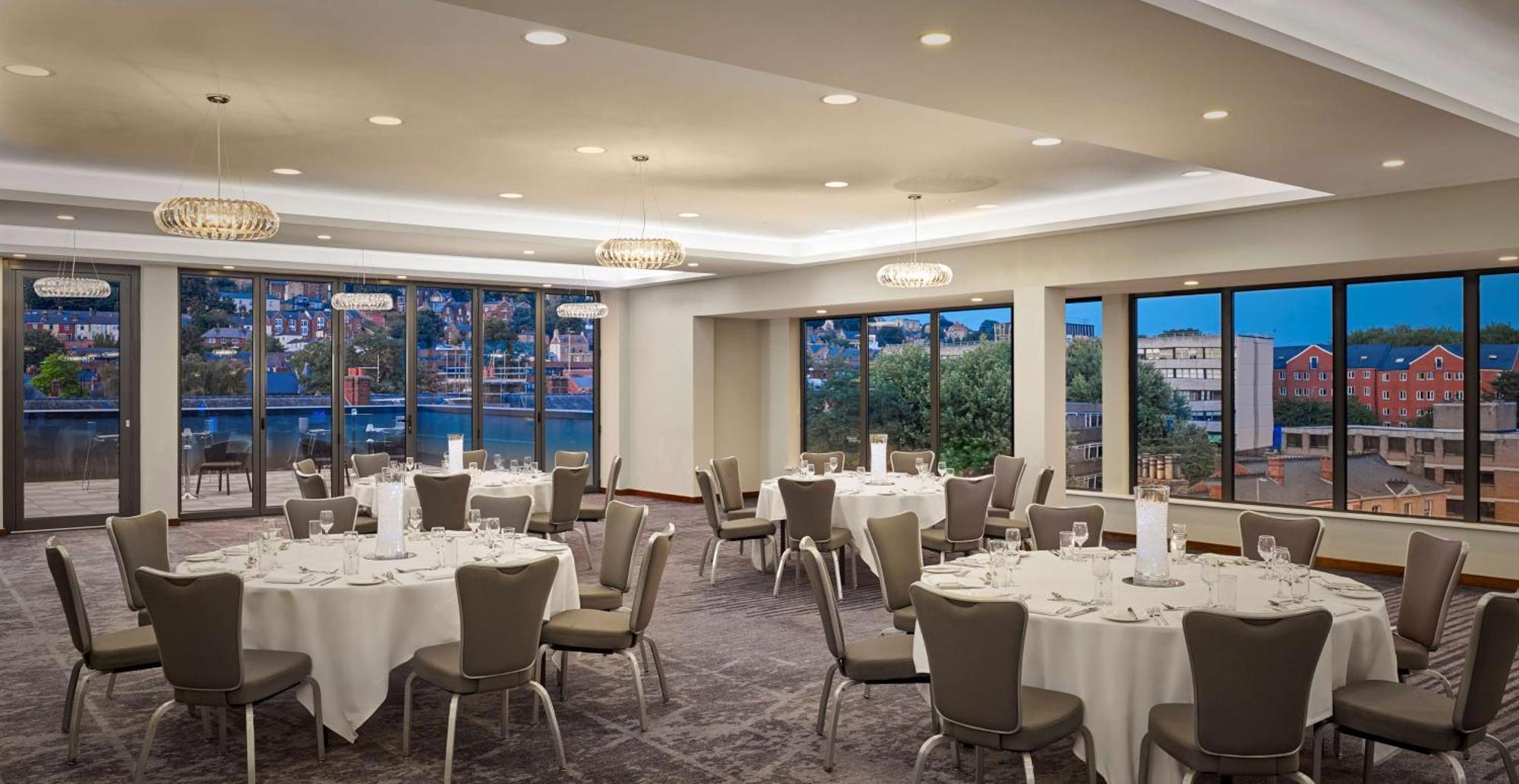 Doubletree By Hilton Lincoln Hotell Eksteriør bilde