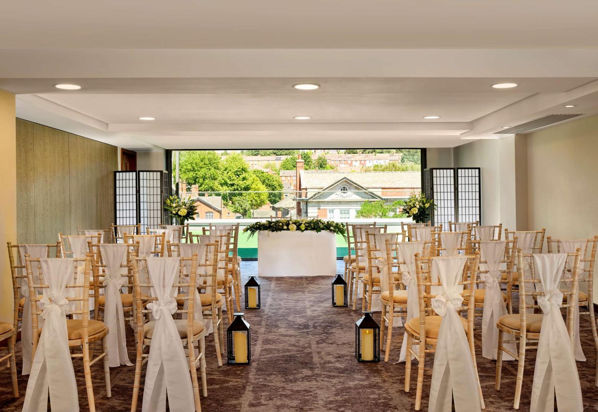 Doubletree By Hilton Lincoln Hotell Eksteriør bilde