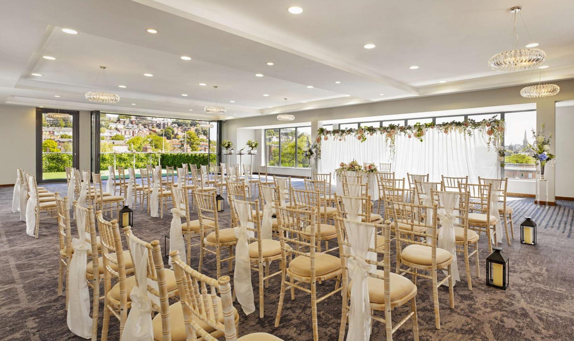 Doubletree By Hilton Lincoln Hotell Eksteriør bilde