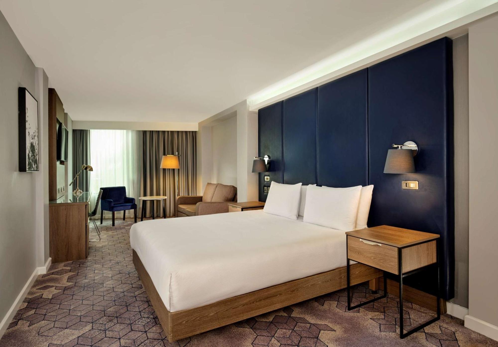 Doubletree By Hilton Lincoln Hotell Eksteriør bilde